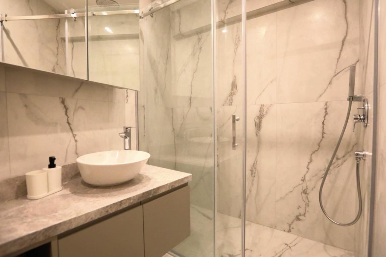 Excellent Flat W 360 Bosphorus View In Cihangir อิสตันบูล ภายนอก รูปภาพ